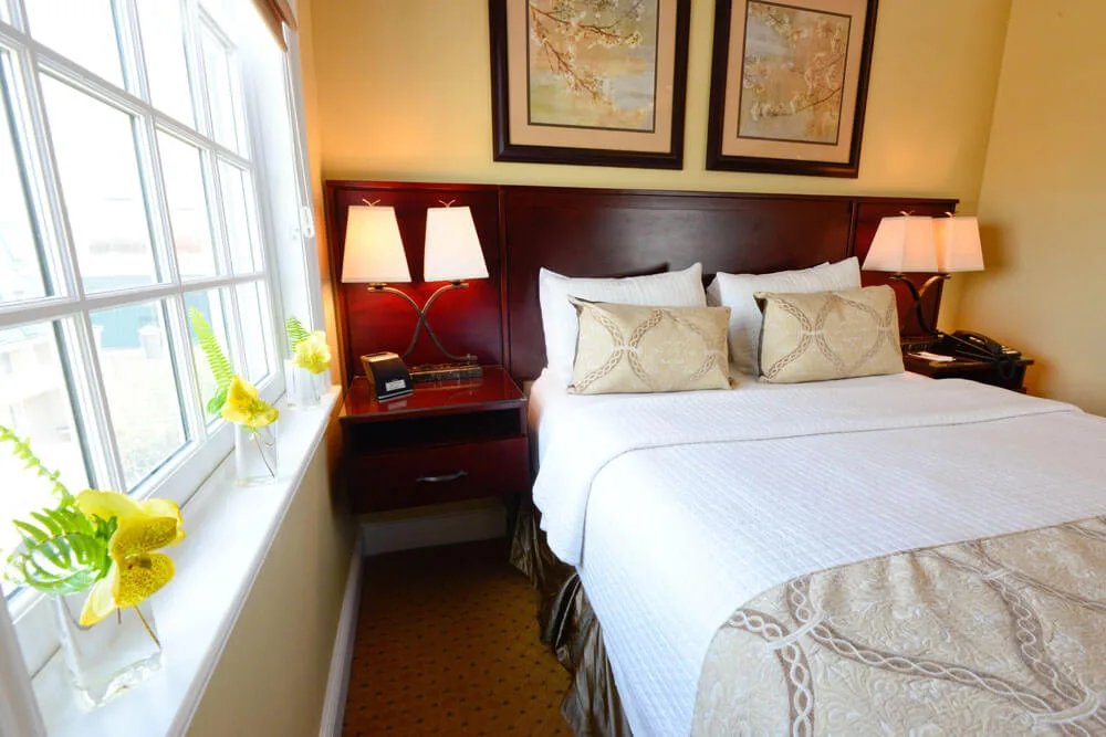 Nassau Inn - Single Bed
